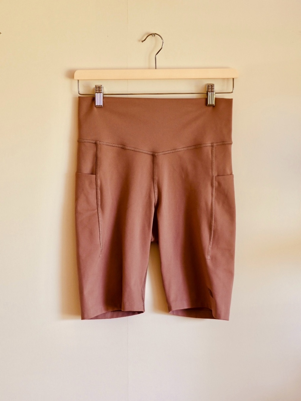 The North Face Women's High Rise Pocket Bike Shorts | Dusty Rose | Large